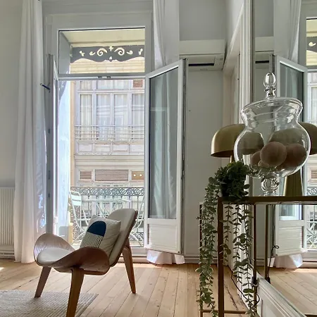Le Temps D'un Passage, De Charme En Plein Centre Historique Apartment Montpellier