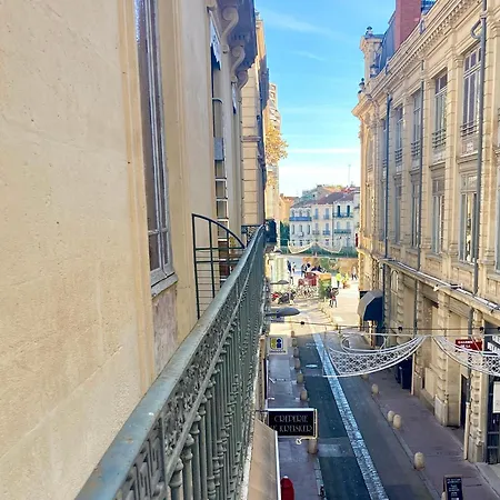 Le Temps D'un Passage, De Charme En Plein Centre Historique Apartment *